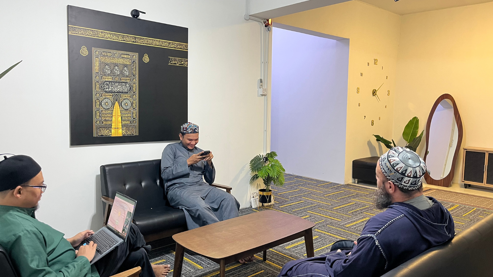 Waiting Area image 2